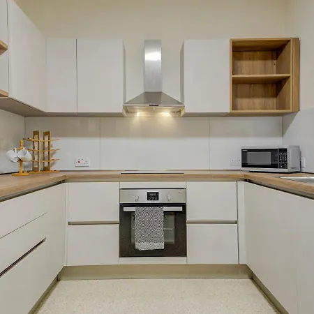 Apartman Dolce Far Niente Sea Front 3bd Sleeps 8 *