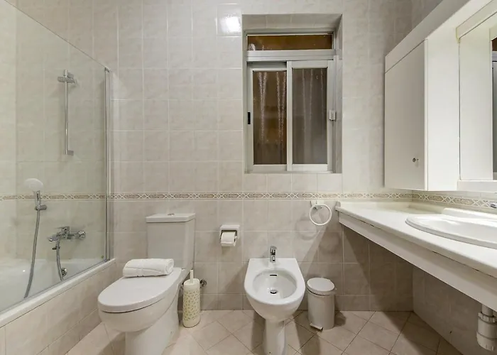 Dolce Far Niente Sea Front 3bd Sleeps 8 Sliema