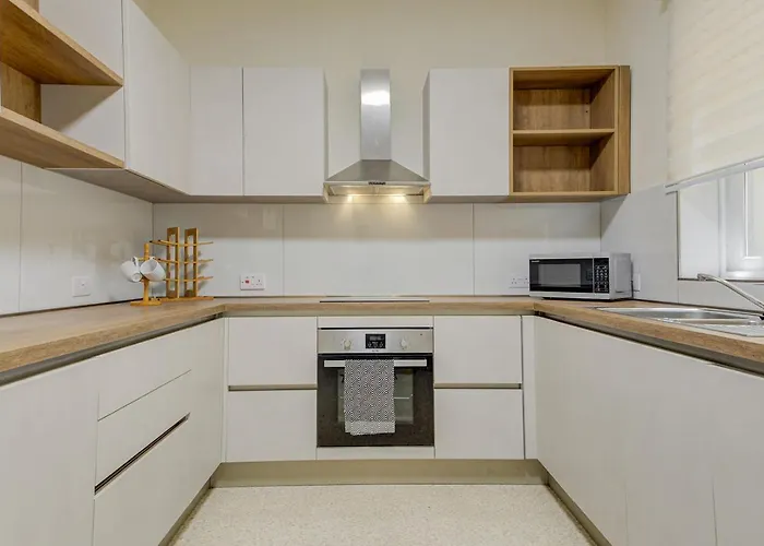 Apartman Dolce Far Niente Sea Front 3bd Sleeps 8 *