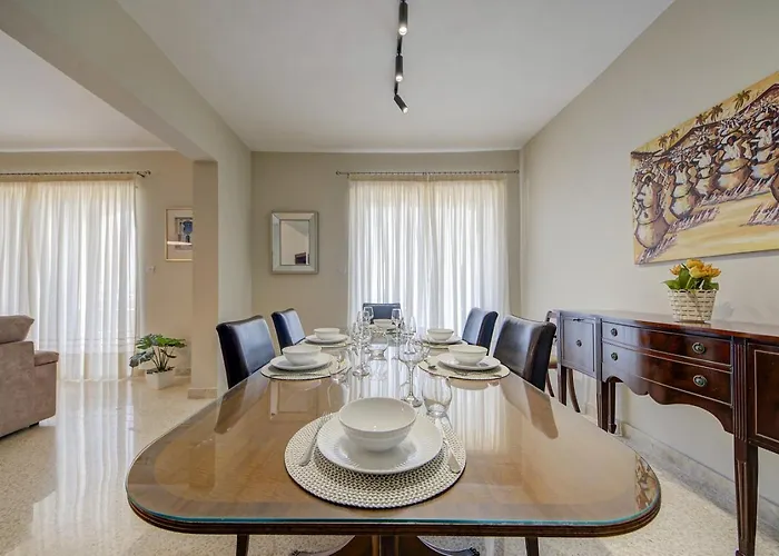 Apartman Dolce Far Niente Sea Front 3bd Sleeps 8