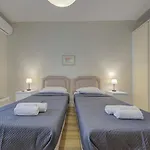 公寓 Dolce Far Niente Sea Front 3bd Sleeps 8 斯利马
