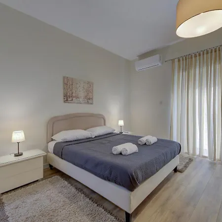 Dolce Far Niente Sea Front 3bd Sleeps 8 Lägenhet Sliema