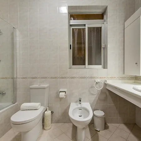 Dolce Far Niente Sea Front 3bd Sleeps 8 Sliema