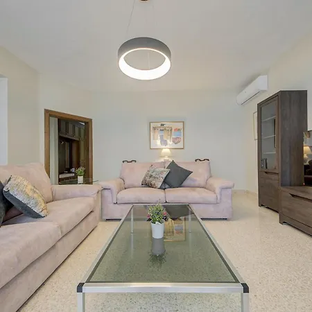 Lägenhet Dolce Far Niente Sea Front 3bd Sleeps 8 *