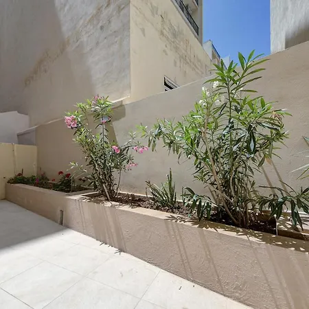 Lägenhet Dolce Far Niente Sea Front 3bd Sleeps 8 *