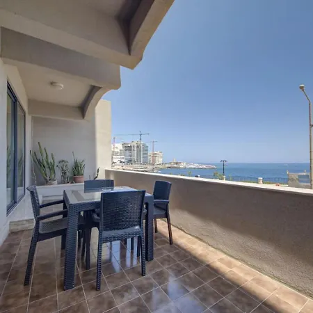 Dolce Far Niente Sea Front 3bd Sleeps 8 *