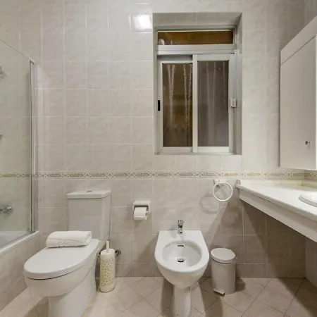 Dolce Far Niente Sea Front 3bd Sleeps 8 Lägenhet