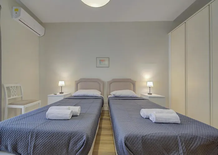 Διαμέρισμα Dolce Far Niente Sea Front 3bd Sleeps 8 Σλιέμα