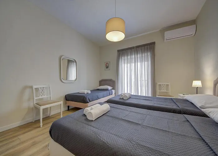 Dolce Far Niente Sea Front 3bd Sleeps 8 Διαμέρισμα