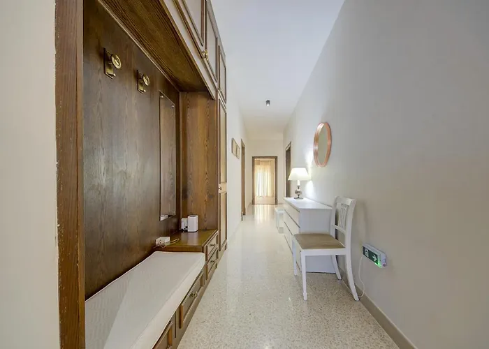 Dolce Far Niente Sea Front 3bd Sleeps 8 * Σλιέμα