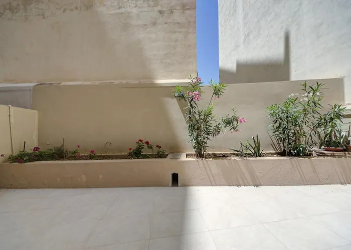 Dolce Far Niente Sea Front 3bd Sleeps 8 Σλιέμα