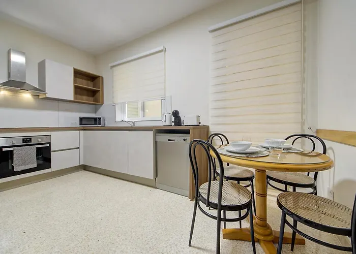 公寓 Dolce Far Niente Sea Front 3bd Sleeps 8