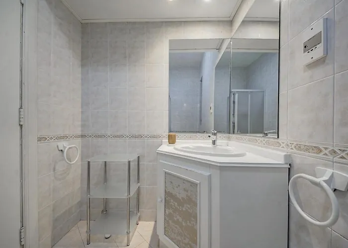 Dolce Far Niente Sea Front 3bd Sleeps 8 * 斯利马